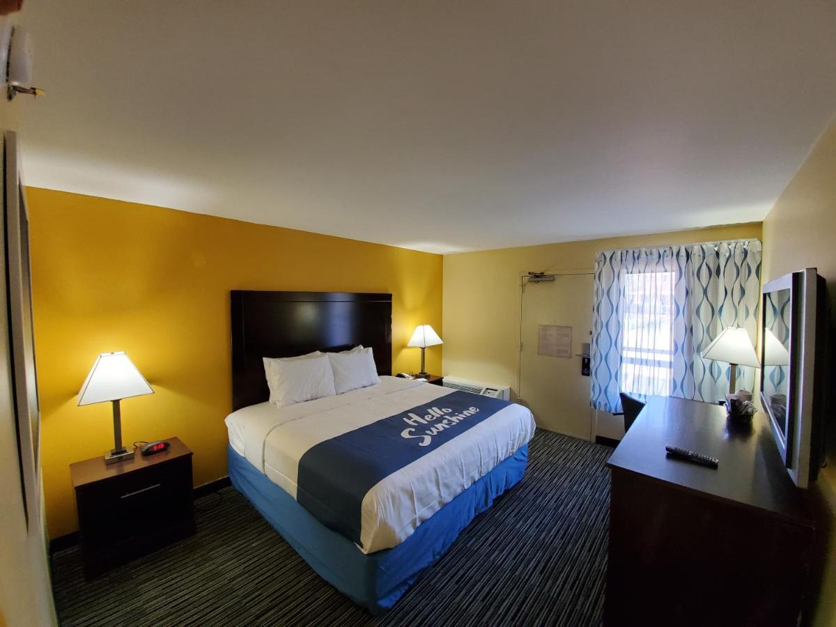 Days Inn By Wyndham Atlanta/Southlake/Morrow Exterior foto
