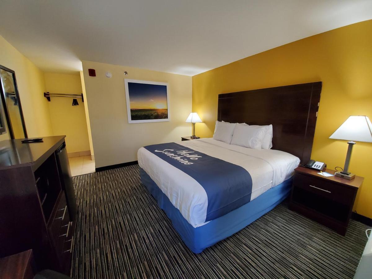 Days Inn By Wyndham Atlanta/Southlake/Morrow Exterior foto